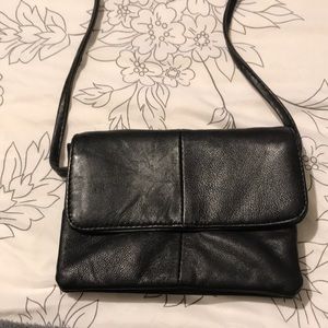 Small black leather purse